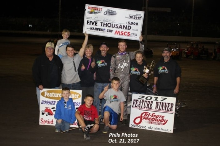 30__feature_CJ_Leary_with_family_and_crew