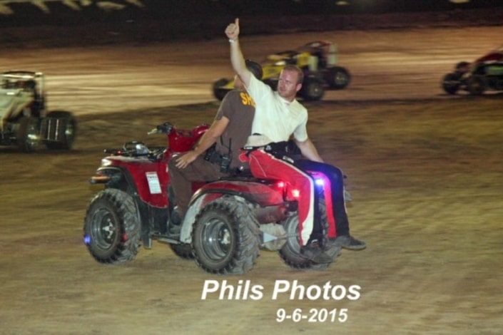 Brady_returns_to_track_to_salute_fans