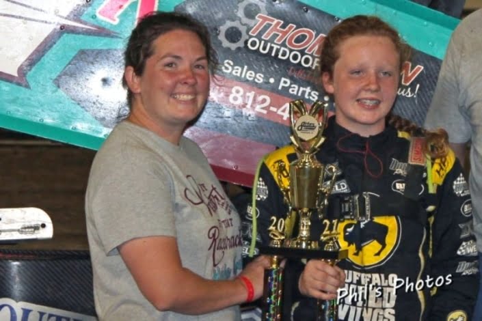 MMSA_Winner_Kayla_Roell_with_Mom_in_Victory_Lane