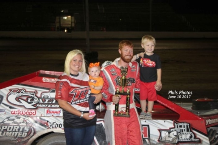 UMP_Winner_Trent_Young_family_6-10-17